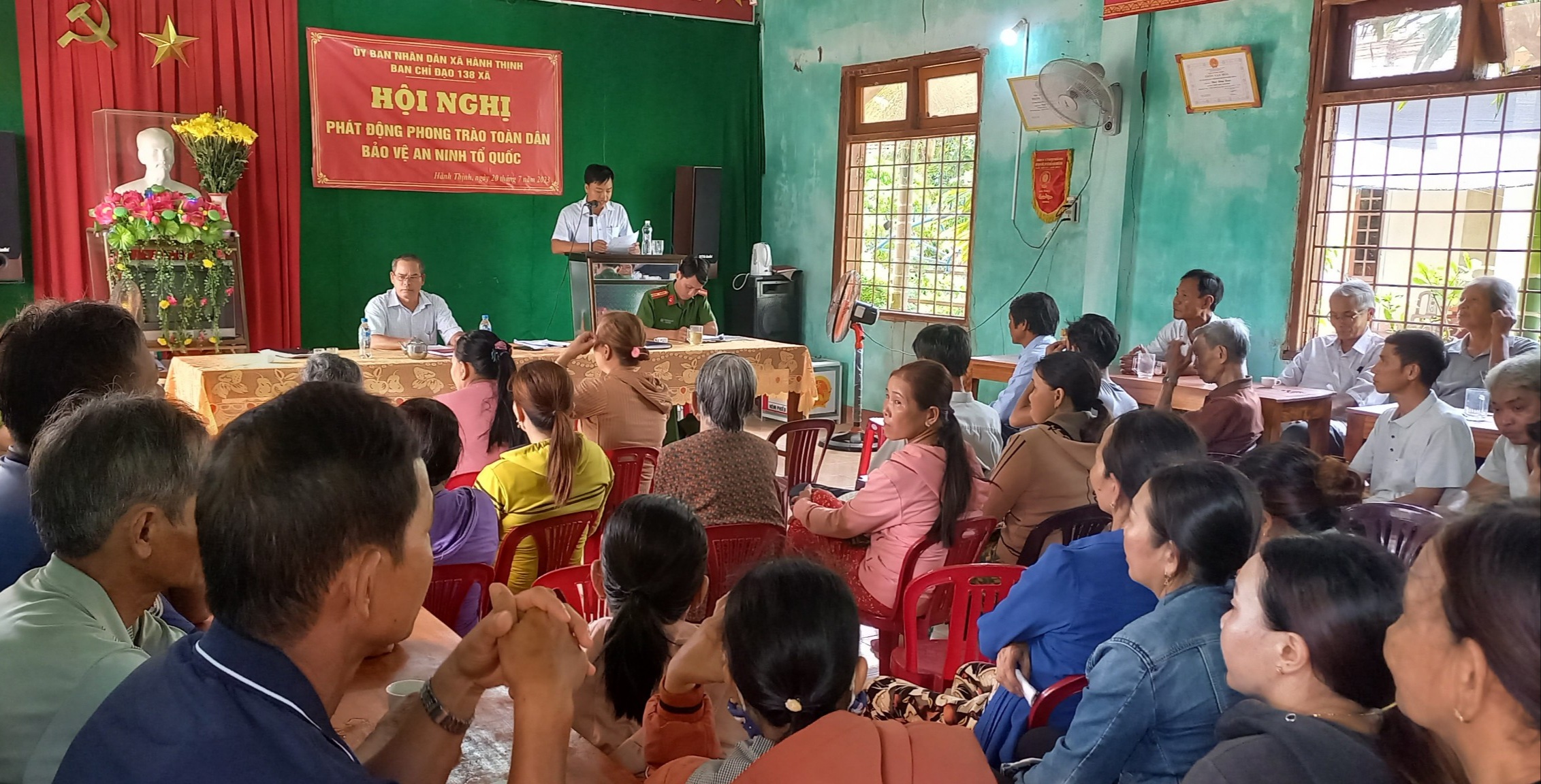 Hội nghị phát động phong trào toàn dân bản vệ an ninh tổ quôc ở thôn Đồng Xuân
