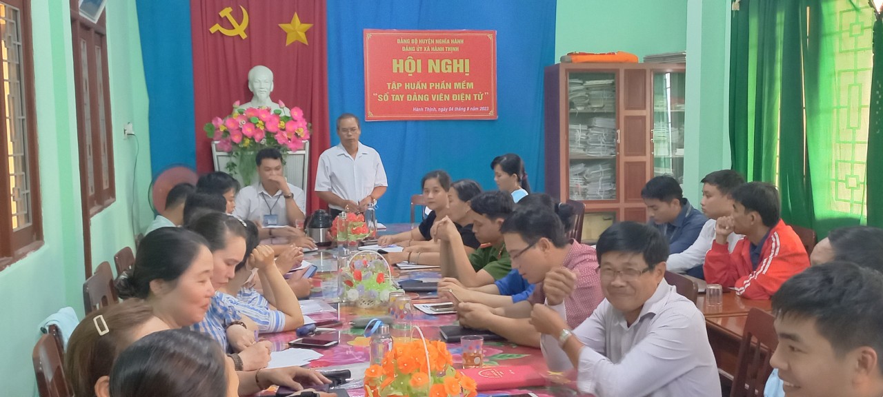 Đảng ủy xã Hành Thịnh tổ chức tập huấn phần mềm 