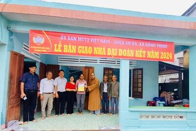 Hành Thịnh bàn giao Nhà Đại đoàn kết cho hộ cận nghèo gặp khó khăn về nhà ở